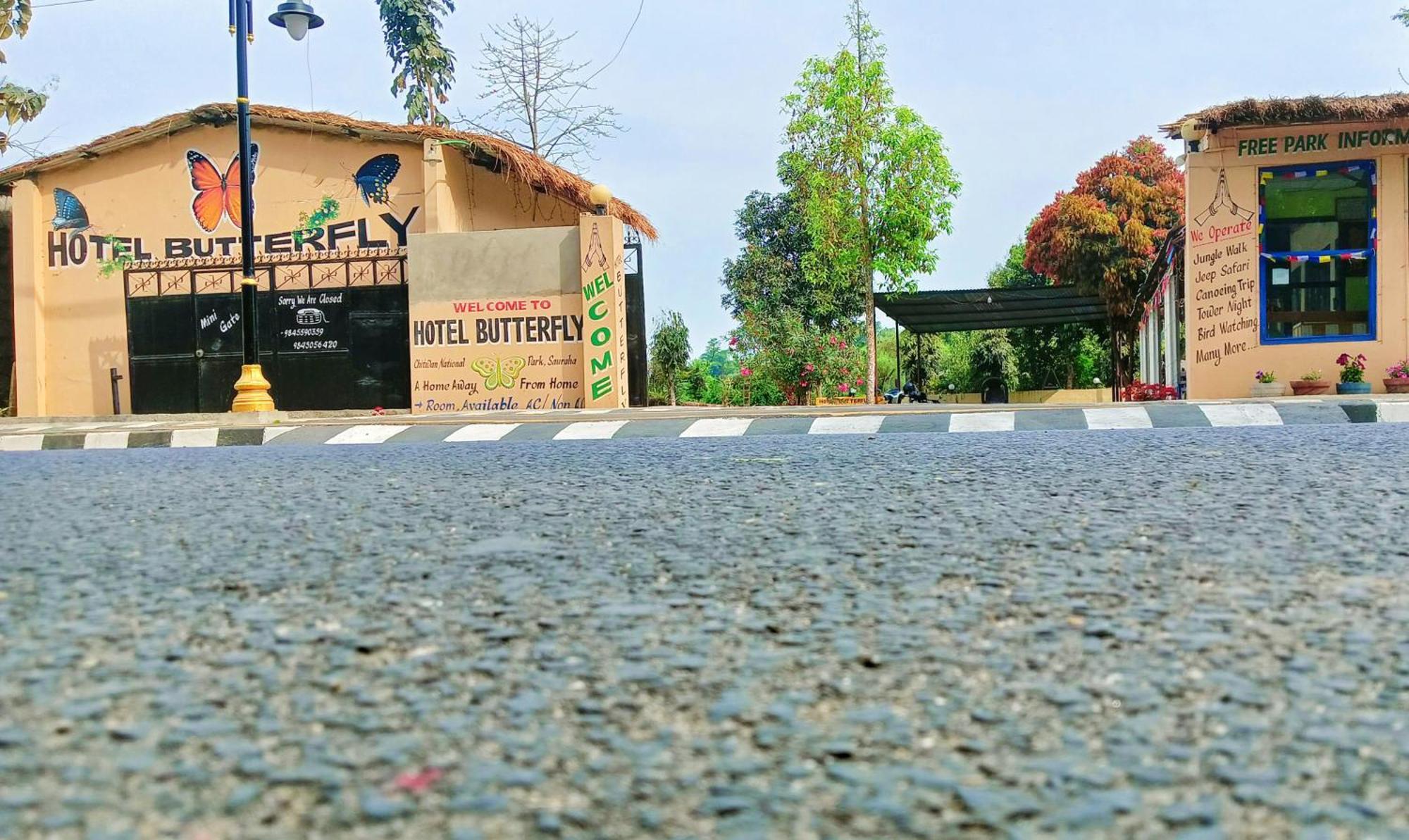 Hotel Butterfly - Peaceful Garden For Nature Lovers Sauraha Εξωτερικό φωτογραφία