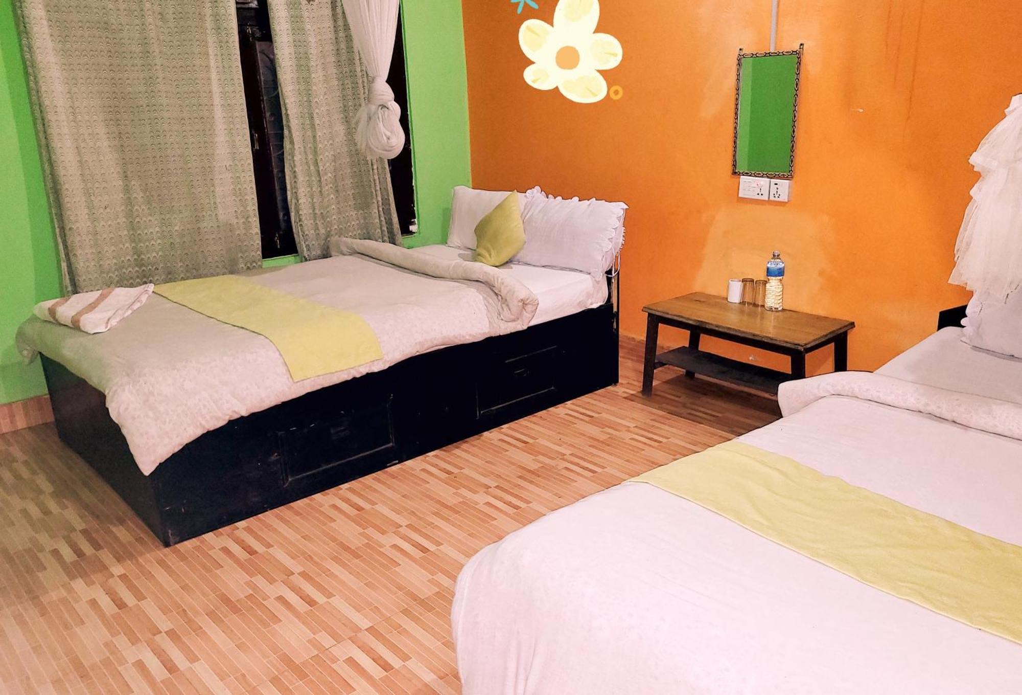 Hotel Butterfly - Peaceful Garden For Nature Lovers Sauraha Εξωτερικό φωτογραφία
